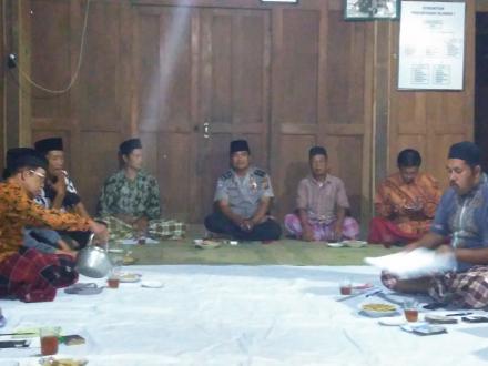 Penyuluhan Keamanan oleh Kapoldes Dlingo Bapak Ashari di Dlingosatu.