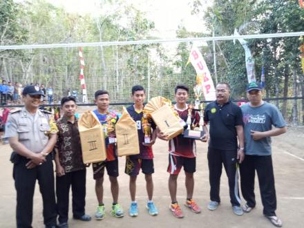 DERBY FINAL BOLA VOLLY CANTRIK GUNUNG CUP III DESA DLINGO