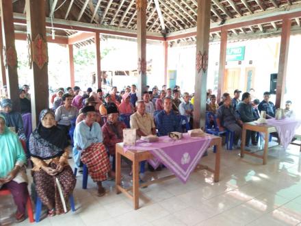 PENANDATANGANAN RTLH DI PENDOPO BALAI DESA DLINGO