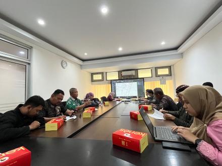 KALURAHAN DLINGO HADIRI RAPAT KOORDINASI PEMANFAATAN TANAH KAS KALURAHAN