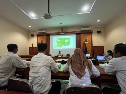 KALURAHAN DLINGO MENGHADIRI UNDANGAN DESK KARTOMETRIK SINKRONISASI BATAS WILAYAH KAB.BANTUL DAN KAB.