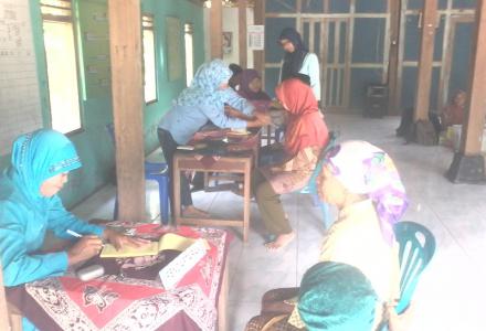 Pemeriksaan Kesehatan dan Pengobatan Gratis BAZNAS DIY di Desa Dlingo